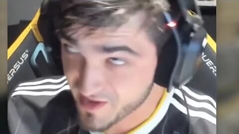 此次喷发更 此次喷发更